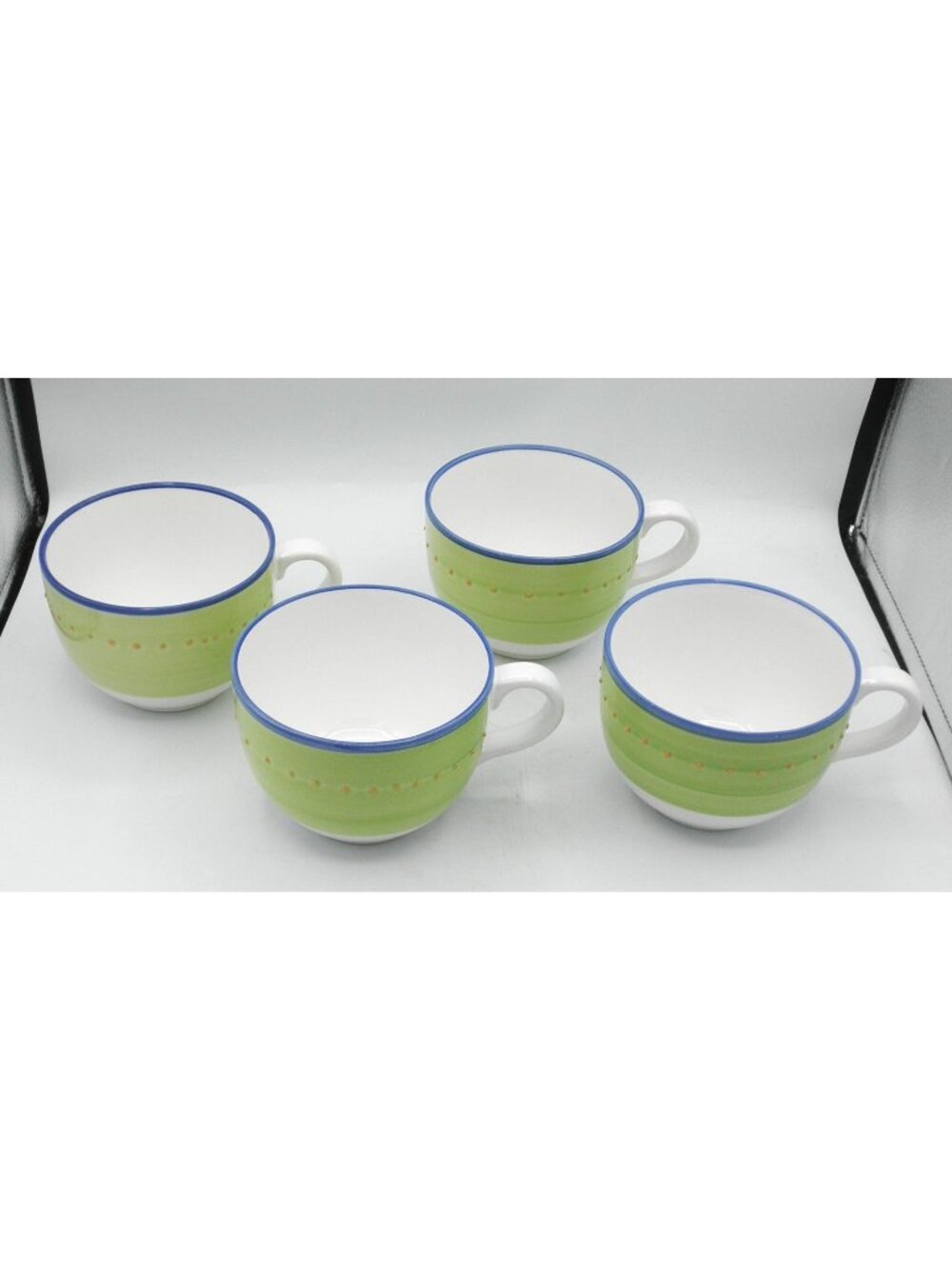 VTG Pier 1 Germany Hand-Painted Jumbo Mug 24 Ounce Capacity Set of 4 Raised Dots